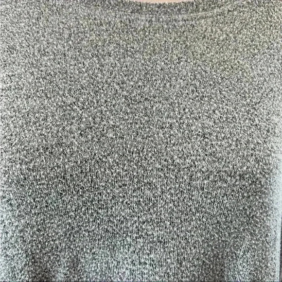 Bp grey long sleeve shirt in size large - Picture 2 of 5